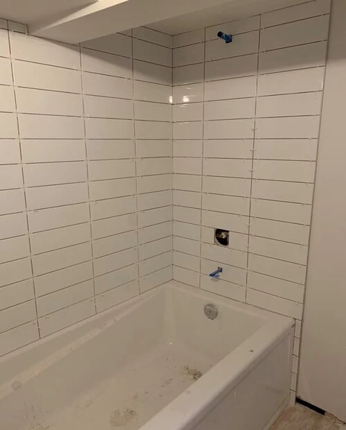 white tiles with contrast grout color